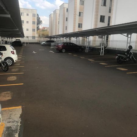 Apartamento Em Londrina Privado Com 2 Quartos De Casal Com Utensilios Garagem E Wifi Apartment Exterior foto