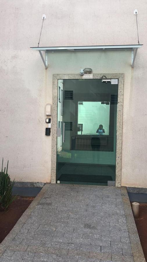 Apartamento Em Londrina Privado Com 2 Quartos De Casal Com Utensilios Garagem E Wifi Apartment Exterior foto